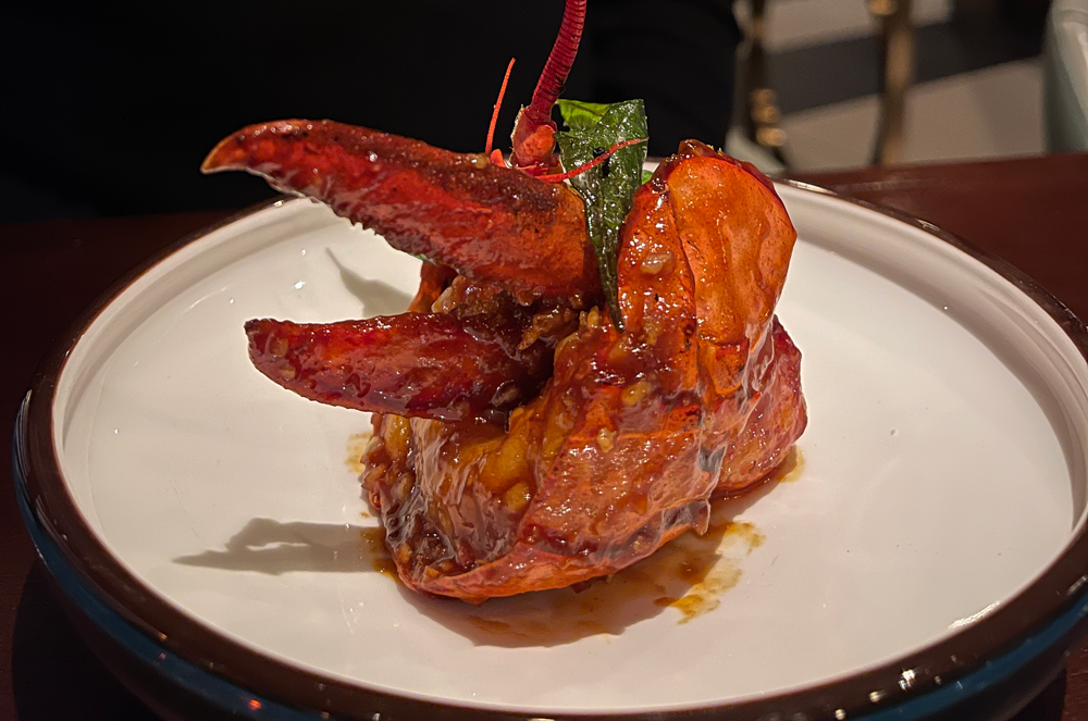 Where to Eat this Fall, Snazzy Events, a Satisfying Food-driven Read